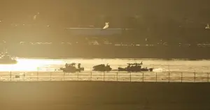 ABD'de yolcu uçağı ile helikopter çarpıştı: 67 kişi öldü