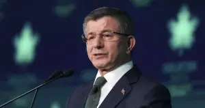 Ahmet Davutoğlu'ndan, Bakan Ersoy ve Tanju Özcan'a istifa çağrısı