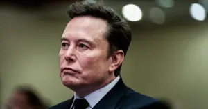 Elon Musk, Trump’ın üç teknoloji devi ile başlattığı yapay zeka girişimini eleştirdi