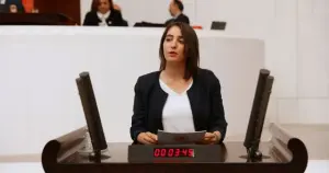 HDP eski milletvekili Dersim Dağ gözaltına alındı