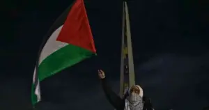 İsrail kabinenin onay toplantısını erteledi, Hamas yönetimi anlaşmaya bağlı olduğunu duyurdu