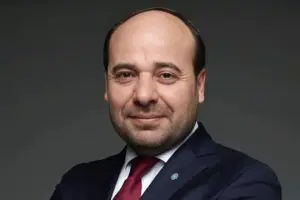 İYİ Parti Kurucular Kurulu Üyesi Ümit Beyaz partisinden istifa etti
