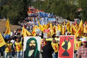 Politik kutuplaşmanın yeni toplumsal dinamiti: Siyasal Alevilik tartışmaları