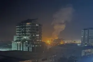 SOHR: “İsrail, Halep yakınlarında Suriye ordusuna ait mevzileri vurdu”