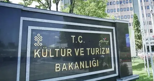 Aslında kimse anlatılanlara inanmıyordu