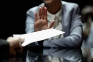 Demokrasinin aynası: Siyasi eleştiri