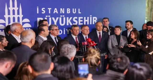 CHP’nin olağanüstü kurultay kararı