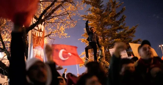 Dünyada yalnız olmadığımızı unutmamalıyız