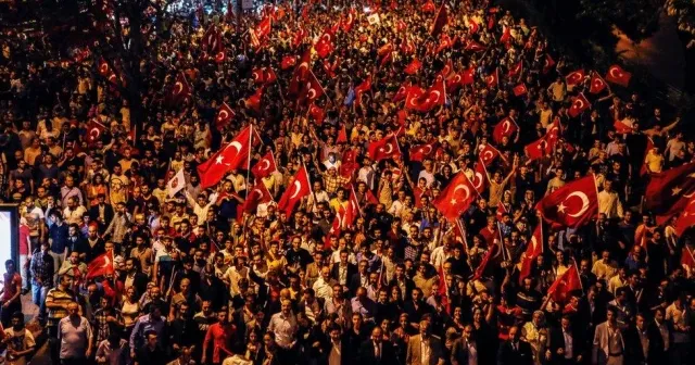 Siyaset nasıl normalleşir?