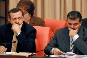 Yakıtı biten iktidar