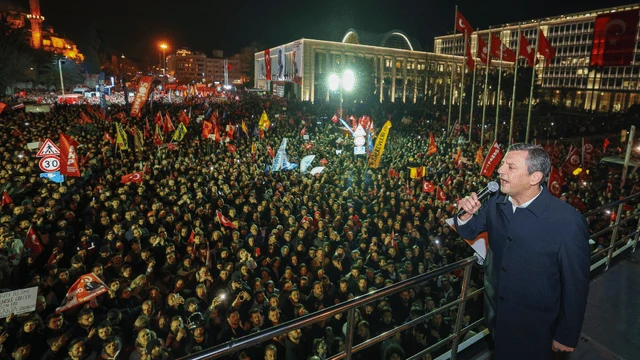 CHP direndiğinde ülke nefes alır