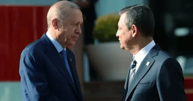 Donma, görün, anlat, ikna et: Muhalefet vs. İktidar