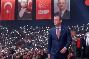 CHP, CHP’yi aşmak zorundadır