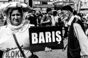 Adaletsizlikler ülkesinde barış 