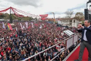 Ben sadece suyuna ekmek banıyorum