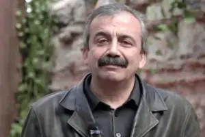 ‘Radikal şıklar’, Kürtler ve Sırrı Süreyya ‘gerçeği’