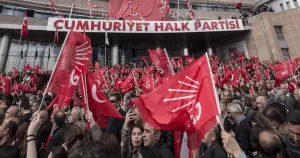 Sağ popülizm, sivil Atatürkçülük ve CHP