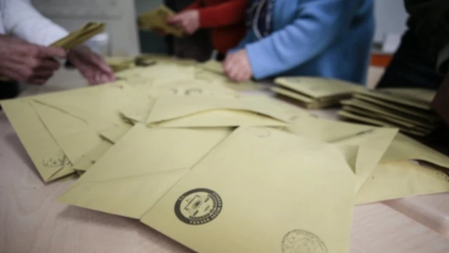 Türkiye Cumhuriyeti Demokrasisi’ni kurtarmak (1): Dar bölge seçim sistemi