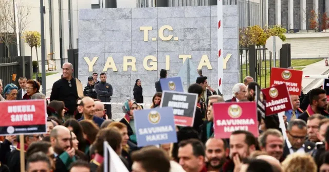 Yargısal Aktivizm: Yargı eliyle siyaseti şekillendirirken Robert Justin Lipkin’i okumak ve Ran Hirschl’i dinlemek