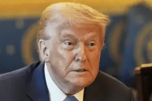 Kalpler Trump, Trump diye atıyor