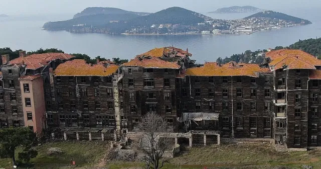 Farklı bir kamusal alan deneyimi açısından Yetimhane eşi benzeri olmayan bir fırsat