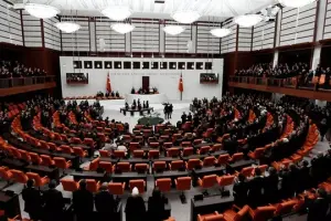 Demokratlar, ümmetçiler, ırkçılar 