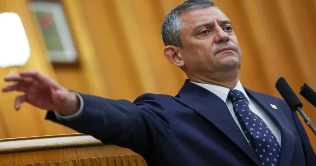 Dönüşen CHP, sol popülizm ve Özgür Özel