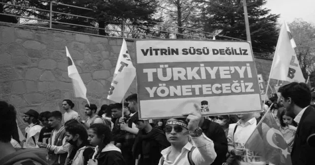Z Kuşağı: Gerçekçilikten umuda