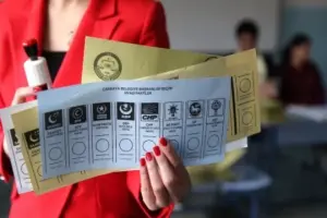 Ekonomi kötü, geçinemiyorum diyor Cumhur İttifakı’na oy veriyor…