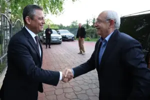 Özel’in tarihi sorumluluğu