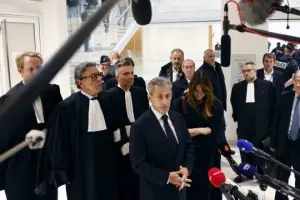 Sarkozy’nin tarihi mahkûmiyeti