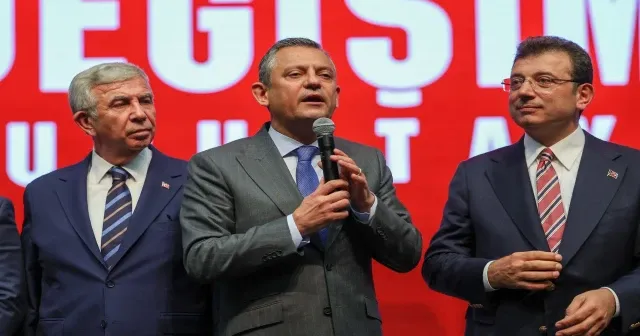CHP: Yeni bir hikâye/kimlik zorunluluğu