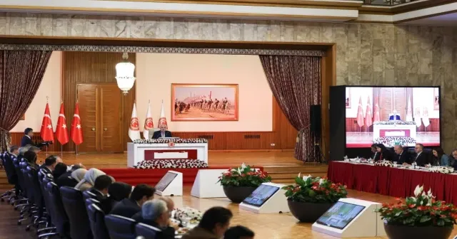 Komisyonun İmralı kararı ve CHP’ye vurmanın dayanılmaz hafifliği