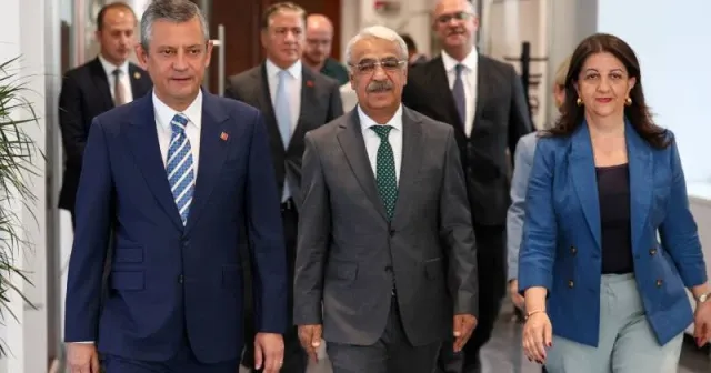 Kürt Sorununa çözüm arayışında CHP’nin Meclis merkezli siyaseti ve İmralı reddi