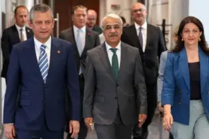 Kürt Sorununa çözüm arayışında CHP’nin Meclis merkezli siyaseti ve İmralı reddi
