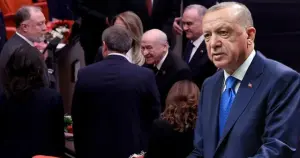 Çözüm için mücadele demokrasi için mücadeledir