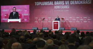 Türkiye etnik cemaatler ülkesi olamaz