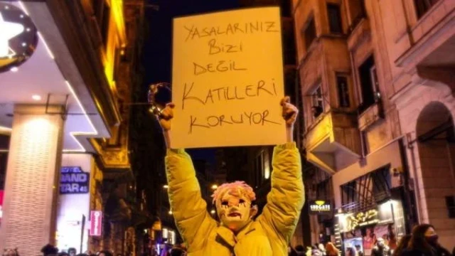 Kutlanılmasına tahammül edilmeyen gün: Dünya Emekçi Kadınlar Günü