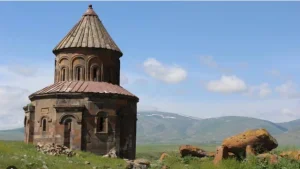 Kırk kapılı şehir Ani’de bir rüya, bir hafıza, bir köprü