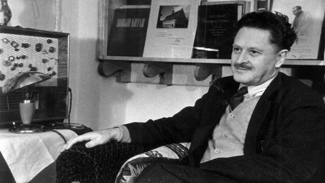 İnsanlığın asi şairi: Nazım Hikmet