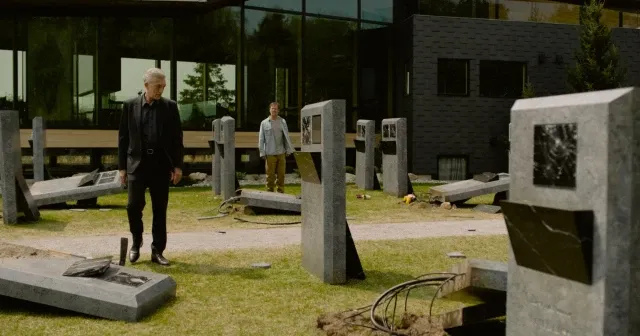 Yasla başa çıkmanın yollarına dair iki hikaye:  Ölüm acısı 21. Yüzyılda kaç gün sürüyor?