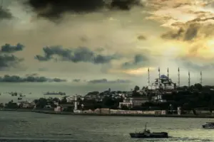 İktidar alanında arandığı takdirde değişimin izlerinin görülmesi imkansız