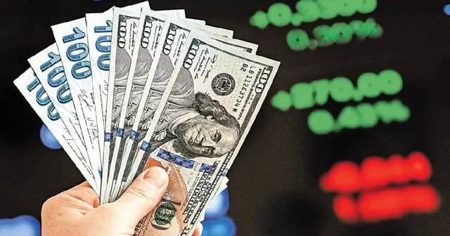 El eşeğine binen..