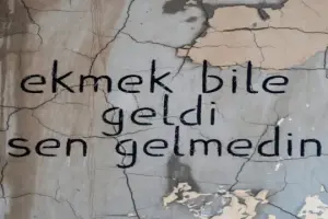 Duvar yazıları ve suskunluğun asaleti