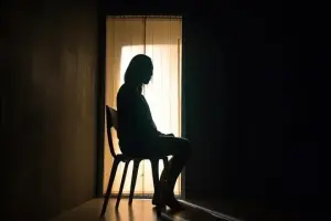 Kapının eşiğinde kalan hayat