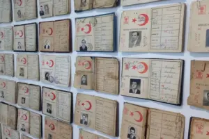 Tarihi nasıl değerlendirmeliyiz?: Soyadı Kanunu örneği