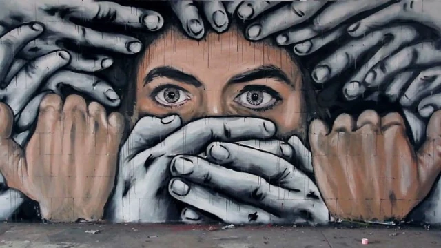 İfade özgürlüğü özünde bir iktisadi etkinlik konusudur ve Ahududu Oscar’ları