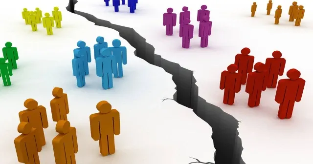 “Kabe’de Hacılar” sahiden ortak ses mi?