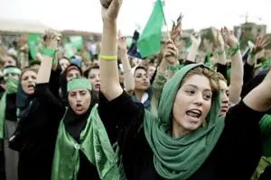 Hangisi daha tehlikeli: Dış güçler mi, iç güçler mi?