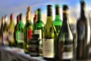 İçki yasakları: Kötü alışkanlıklardan korumak mı, toplumsal mühendislik mi?